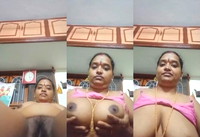 Tamil Aunty Shows Her Boobs