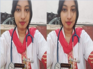 Desi Girl Shows Her Nude Body